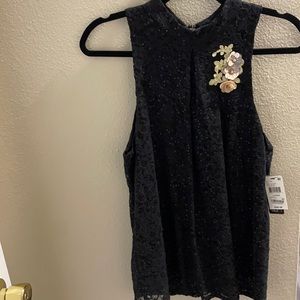 Women’s sleeveless blouse